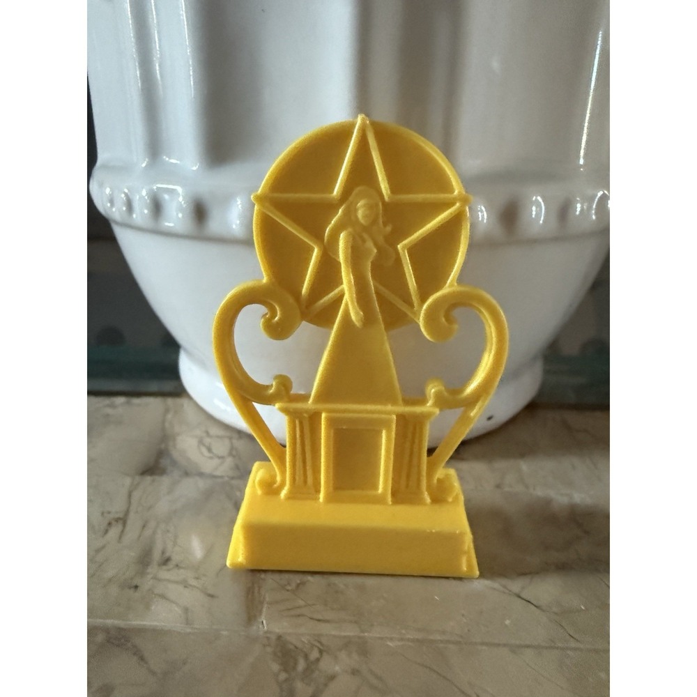 Vintage 1978 Barbie Superstar Trophy Award‎ Accessory Yellow Mattel Miniature
